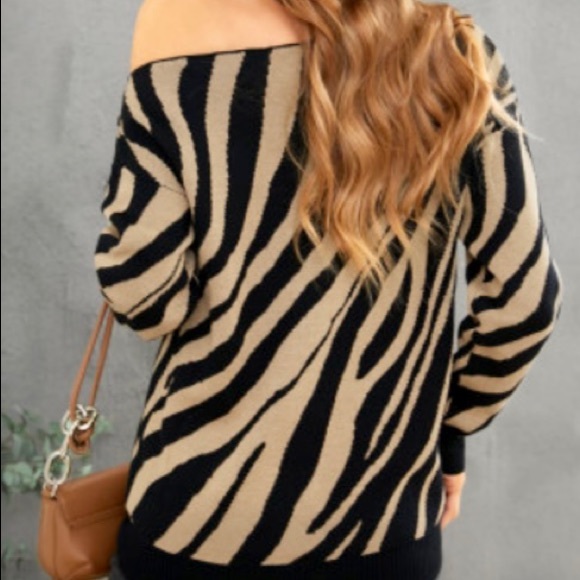 Zebra Print Mock Neck Cold Shoulder Sweater - Picture 3 of 6